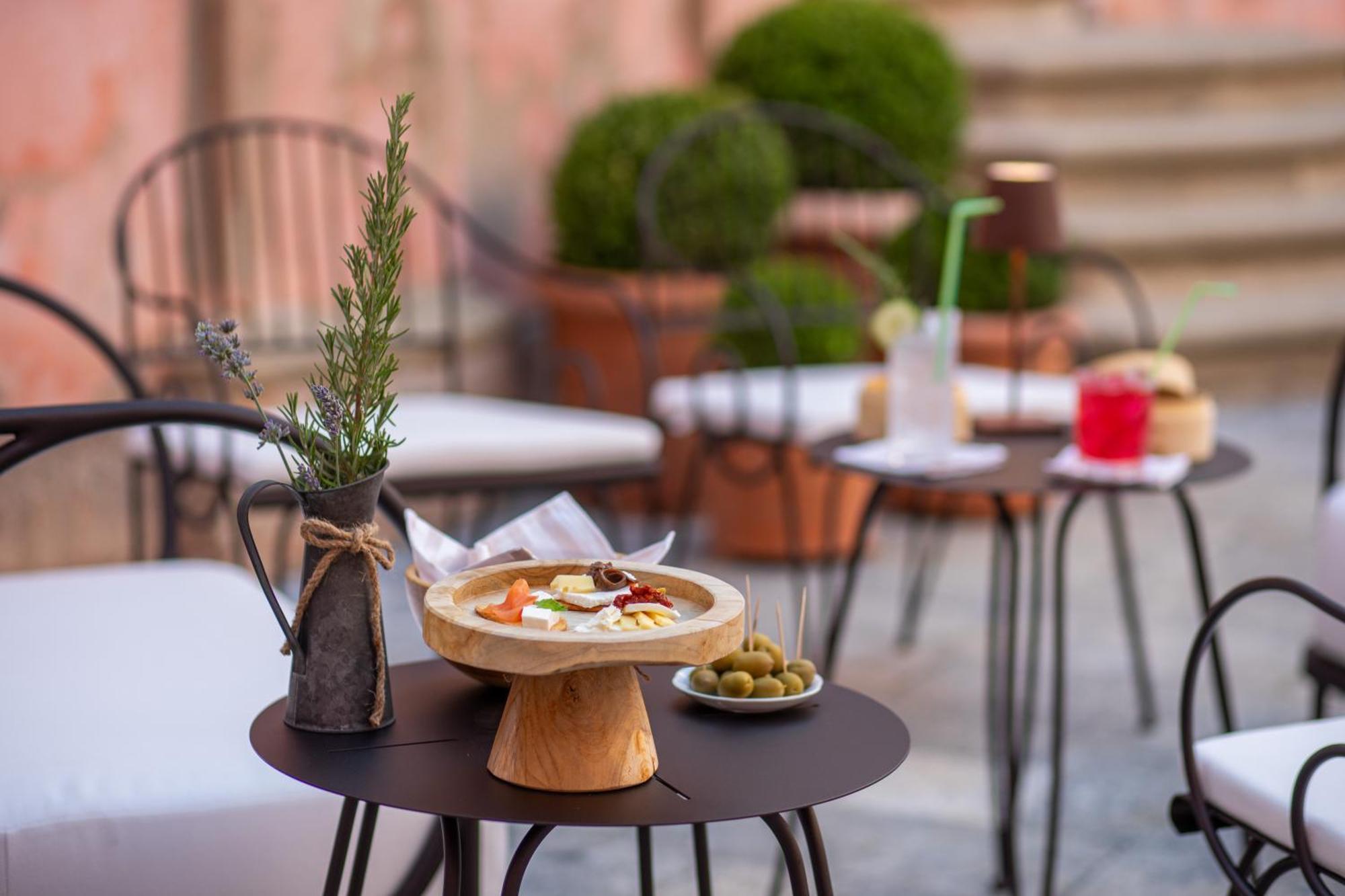 圣尼科拉阿尔切拉 Palazzo Principi Lanza酒店 外观 照片